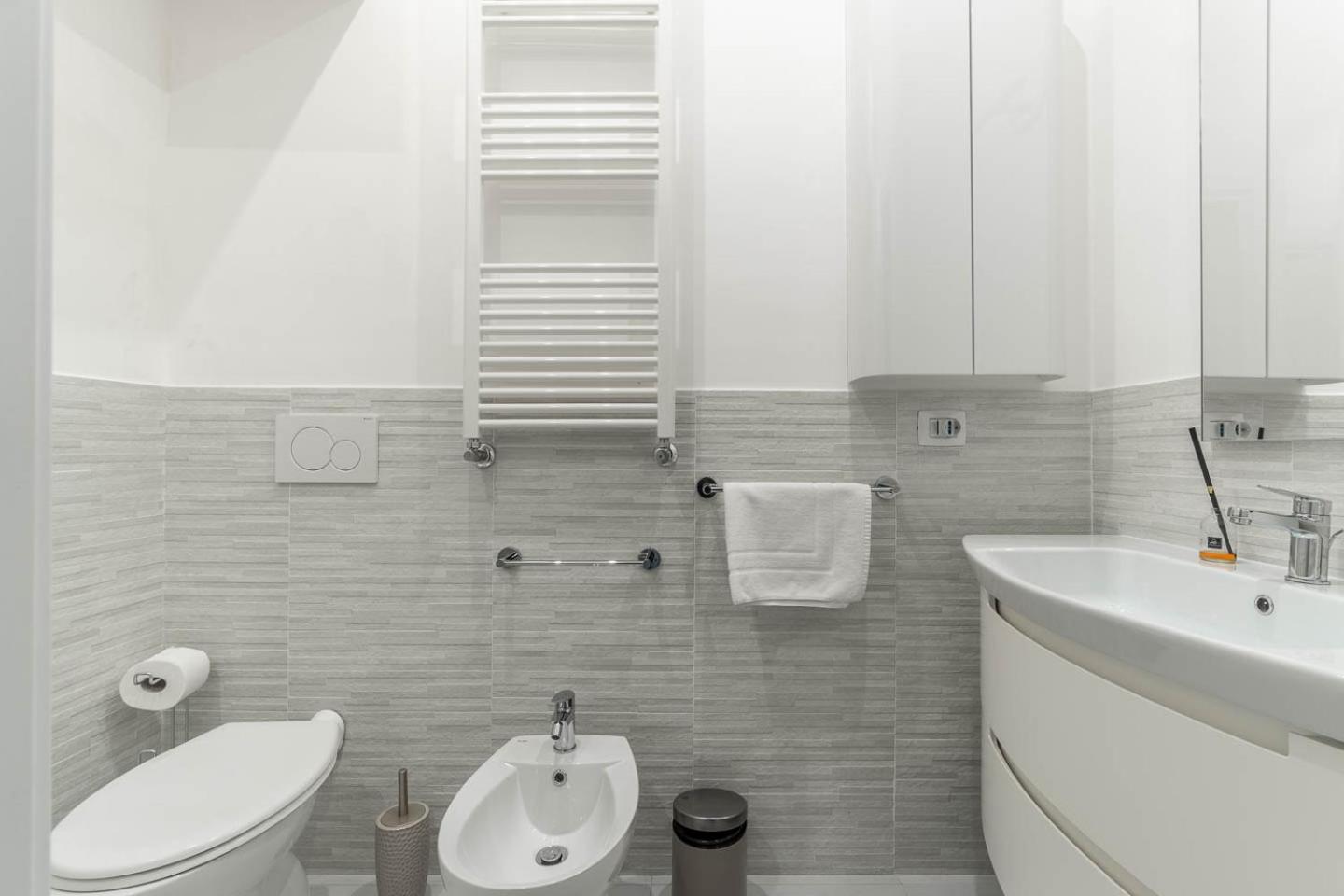 Dimora Manzoni - Bari Center Apartamento Exterior foto